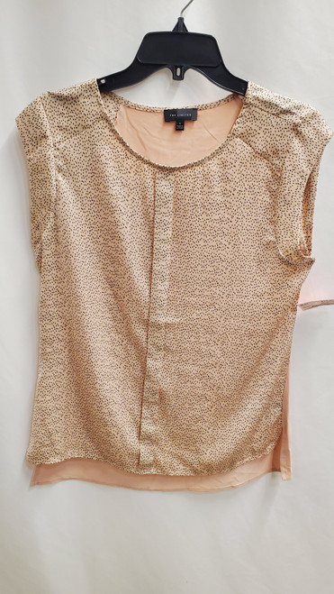 Vist Large View of Product Image Which is Used The Limited Sleeveless Top S-4/6