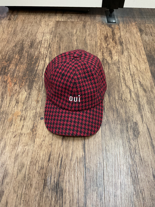 Vist Large View of Product Image Which is Clare v Used Unbranded Winter Hat S 4-6/27-28