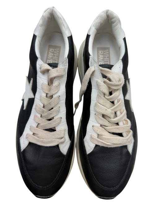 Vist Large View of Product Image Which is Used Unbranded Performance Shoes 8.5