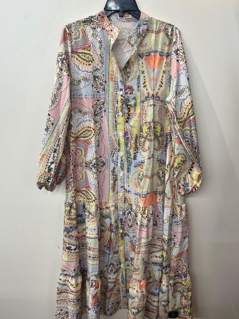 Vist Large View of Product Image Which is Used Unbranded Long Dress B M-8/10