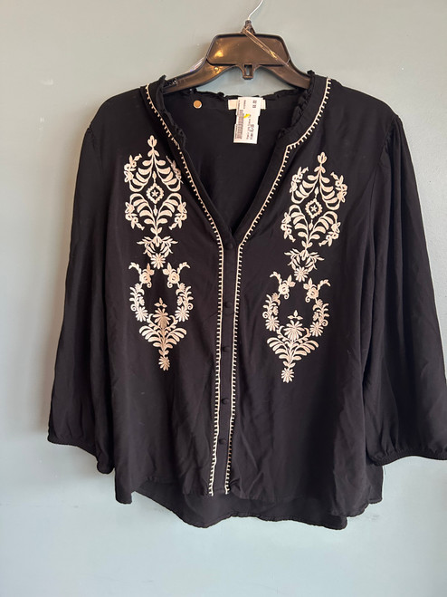 Vist Large View of Product Image Which is Used Angel’s Long Sleeve Top XL-16