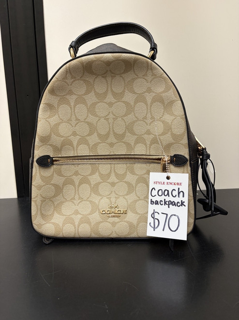 Vist Large View of Product Image Which is Used Coach Xlarge Handbag