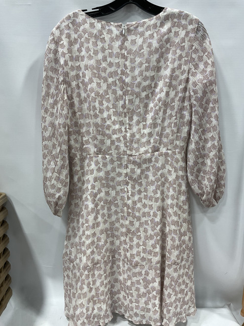 Vist Large View of Product Image Which is Used Club Monaco Short Dress B S-4/6