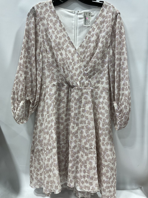 Vist Large View of Product Image Which is Used Club Monaco Short Dress B S-4/6