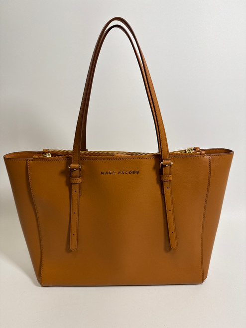 Vist Large View of Product Image Which is Used Marc Jacobs Xlarge Leather Handbag