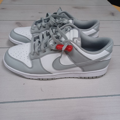 Vist Large View of Product Image Which is Used Nike Mens Athletic Shoes 11