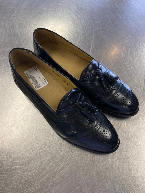 Vist Large View of Product Image Which is Used Unbranded Mens Dress Shoes 8.5