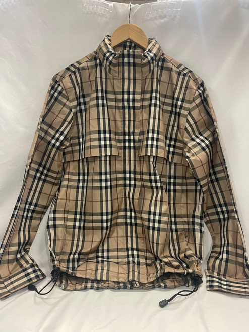 Vist Large View of Product Image Which is Used Burberry Short Light Jacket M-8/10