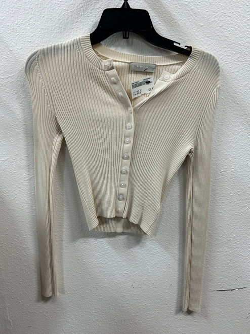 Vist Large View of Product Image Which is Used Unbranded Long Sleeve Top S-4/6