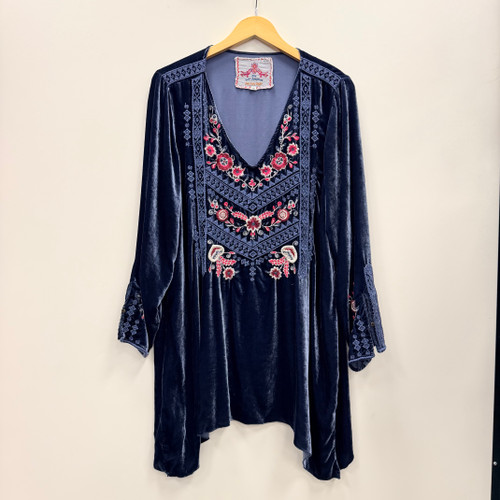 Vist Large View of Product Image Which is Used Johnny Was Long Sleeve Top XL-16