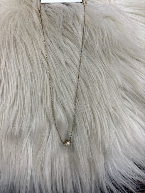 Vist Large View of Product Image Which is Used Kendra Scott Necklace