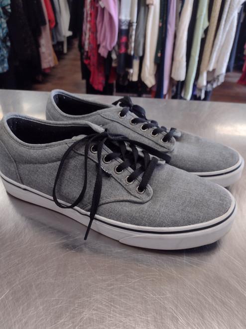 Vist Large View of Product Image Which is Used Vans Mens Casual Shoes 10.5