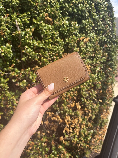 Vist Large View of Product Image Which is Used Tory burch Wallet