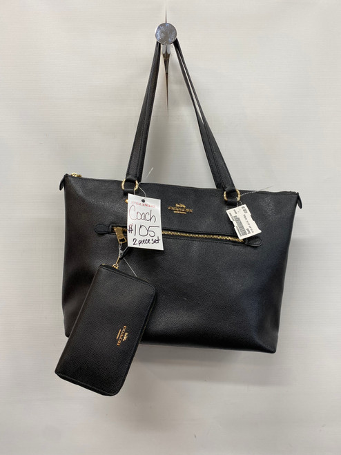 Vist Large View of Product Image Which is Used Coach Xlarge Leather Handbag