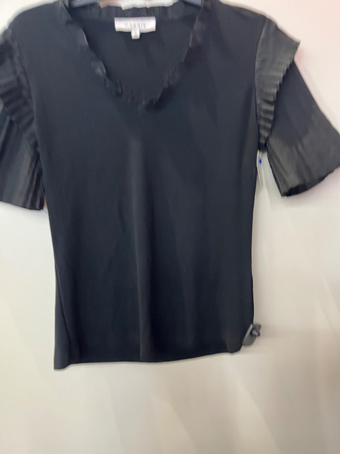 Vist Large View of Product Image Which is Used Unbranded Short Sleeve Top M-8/10