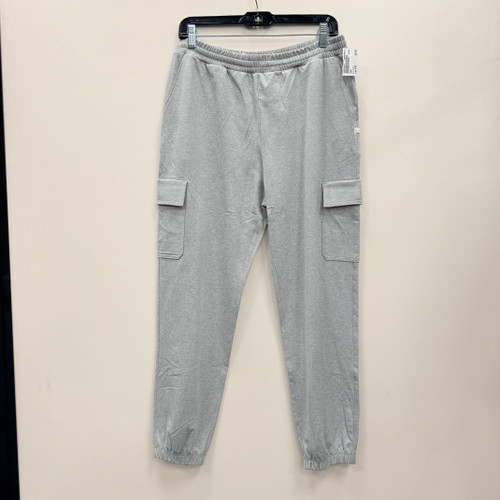 Vist Large View of Product Image Which is Used Vuori Active Pant 8-29