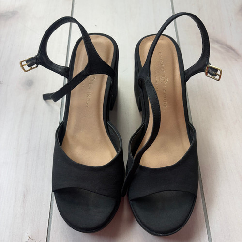 Vist Large View of Product Image Which is Used Chinese Laundry Dress Sandals 8.5