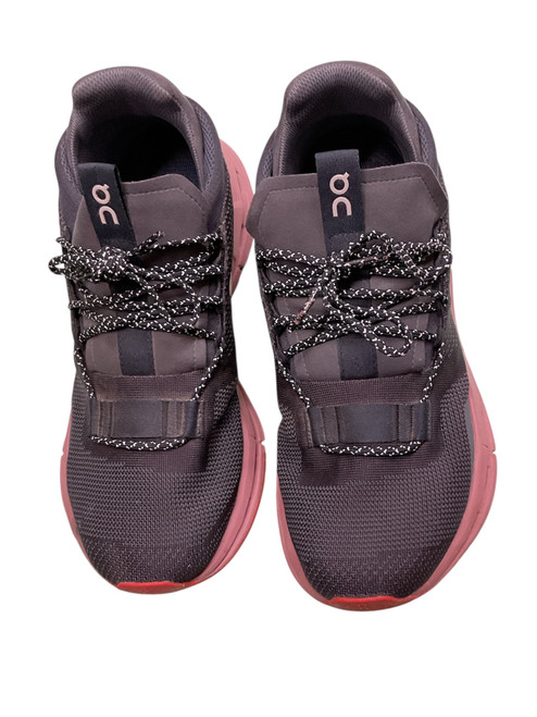 Vist Large View of Product Image Which is Used On Cloud Performance Shoes 9.5
