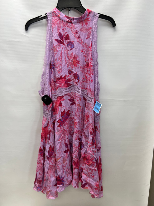 Vist Large View of Product Image Which is Used Fp One Short Dress F M-8/10