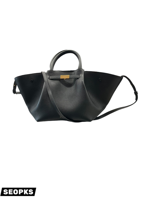 Vist Large View of Product Image Which is Used DEMELLIER LONDON Handbag