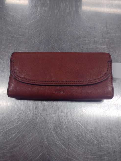Vist Large View of Product Image Which is Used Fossil Wallet