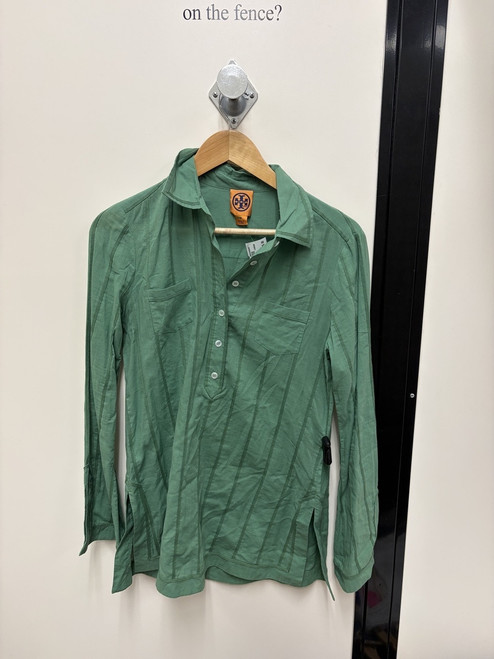 Vist Large View of Product Image Which is Used Unbranded Long Sleeve Top M-8/10