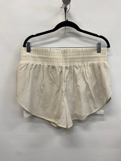 Vist Large View of Product Image Which is Used All In Motion Active Shorts L 12-14/31-32