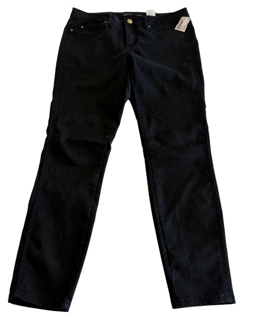 Vist Large View of Product Image Which is Gently used Rw&Co casual pants 8-29