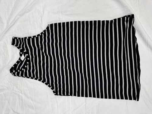Vist Large View of Product Image Which is Used Lululemon Athletica Active Tank Top S-4/6