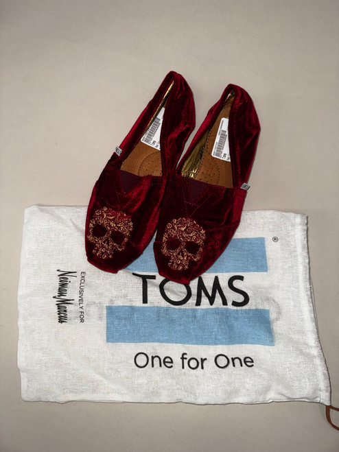 Vist Large View of Product Image Which is Used Toms Casual Shoes 8.5