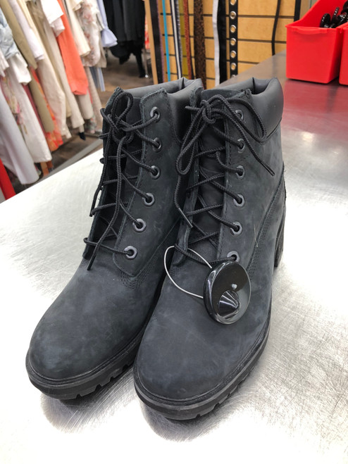 Vist Large View of Product Image Which is Used Timberland Outerwear Boots 6