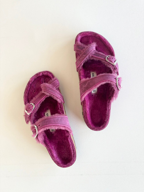 Vist Large View of Product Image Which is Used Birkenstock Sandals 6