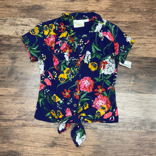 Vist Large View of Product Image Which is Used Maeve Short Sleeve Top S-4/6