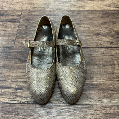 Vist Large View of Product Image Which is Used N. Oberler Flats 7