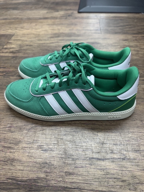 Vist Large View of Product Image Which is Used Adidas Casual Shoes 8.5