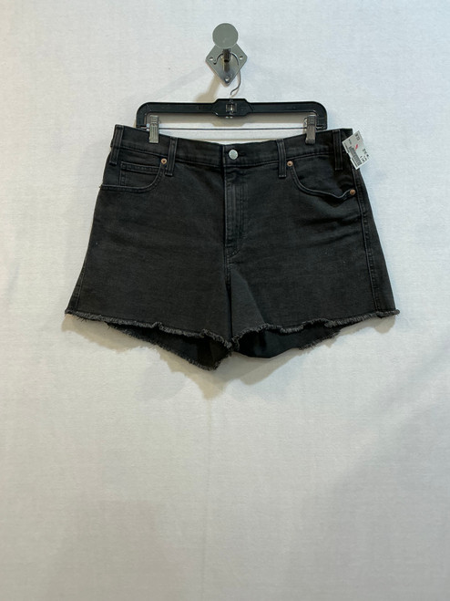 Vist Large View of Product Image Which is Used Levi's Shorts 14-32