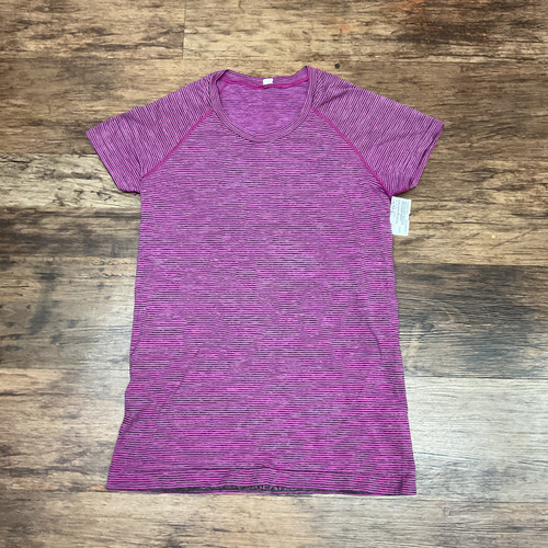 Vist Large View of Product Image Which is Used Lululemon Athletica Active Short Sleeve M-8/10