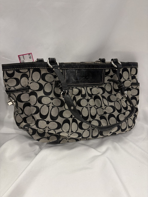 Vist Large View of Product Image Which is Used Coach Handbag