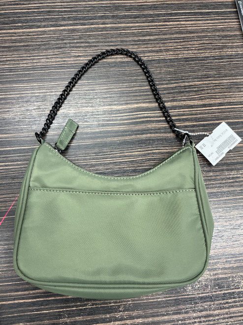 Vist Large View of Product Image Which is Used Unbranded Wristlet