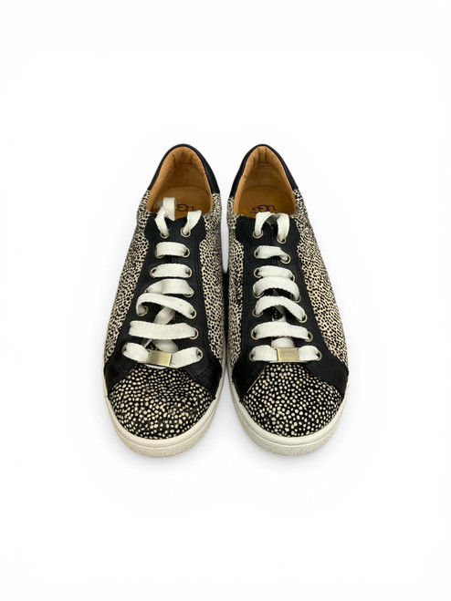 Vist Large View of Product Image Which is Used Ugg Australia Casual Shoes 9.5