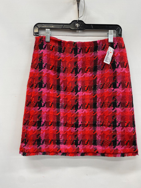 Vist Large View of Product Image Which is Used Ann Taylor Short Skirt 4-27