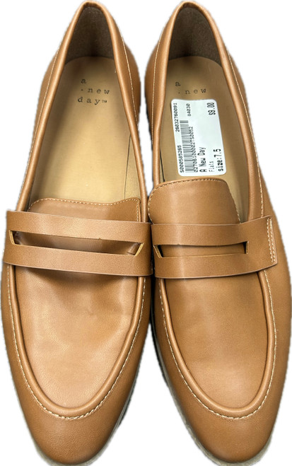 Vist Large View of Product Image Which is Used A New Day Flats 7.5