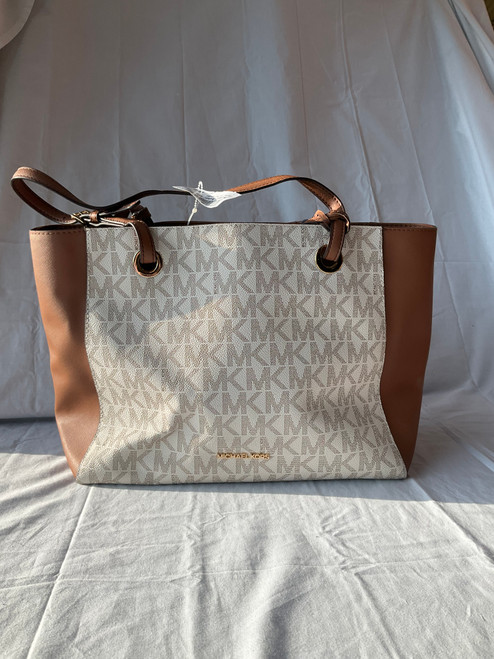 Vist Large View of Product Image Which is Used Michael Michael Kors Large Leather Handbag
