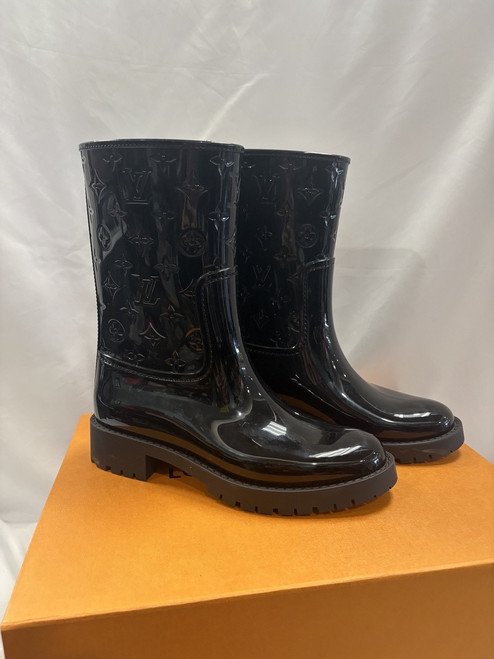 Vist Large View of Product Image Which is Used Louis Vuitton Rain Boots 10