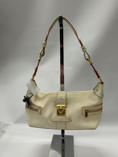 Vist Large View of Product Image Which is Used Louis Vuitton Large Leather Handbag