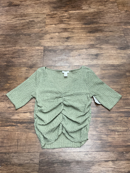 Vist Large View of Product Image Which is Used H & M Short Sleeve Top M-8/10
