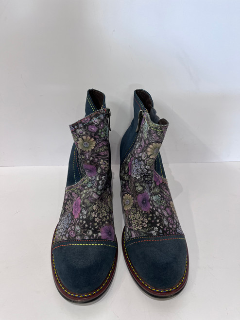 Vist Large View of Product Image Which is Used L’Artiste Ankle Boots 9