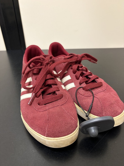 Vist Large View of Product Image Which is Used Adidas Casual Shoes 7.5