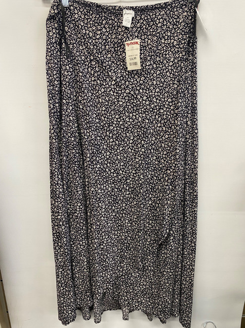 Vist Large View of Product Image Which is Used Japna Long Skirt XL 16/33