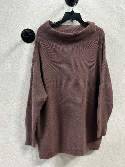 Vist Large View of Product Image Which is Used Free People Lightweight Sweater L-12/14